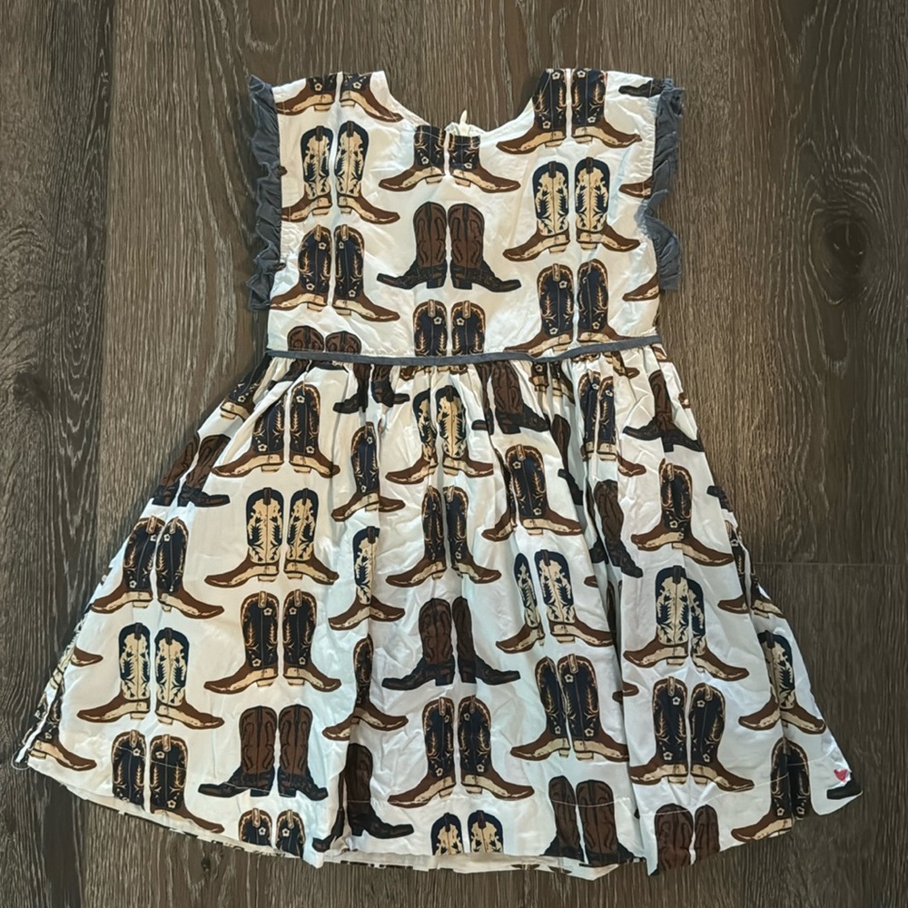 Pink Chicken dress size 5